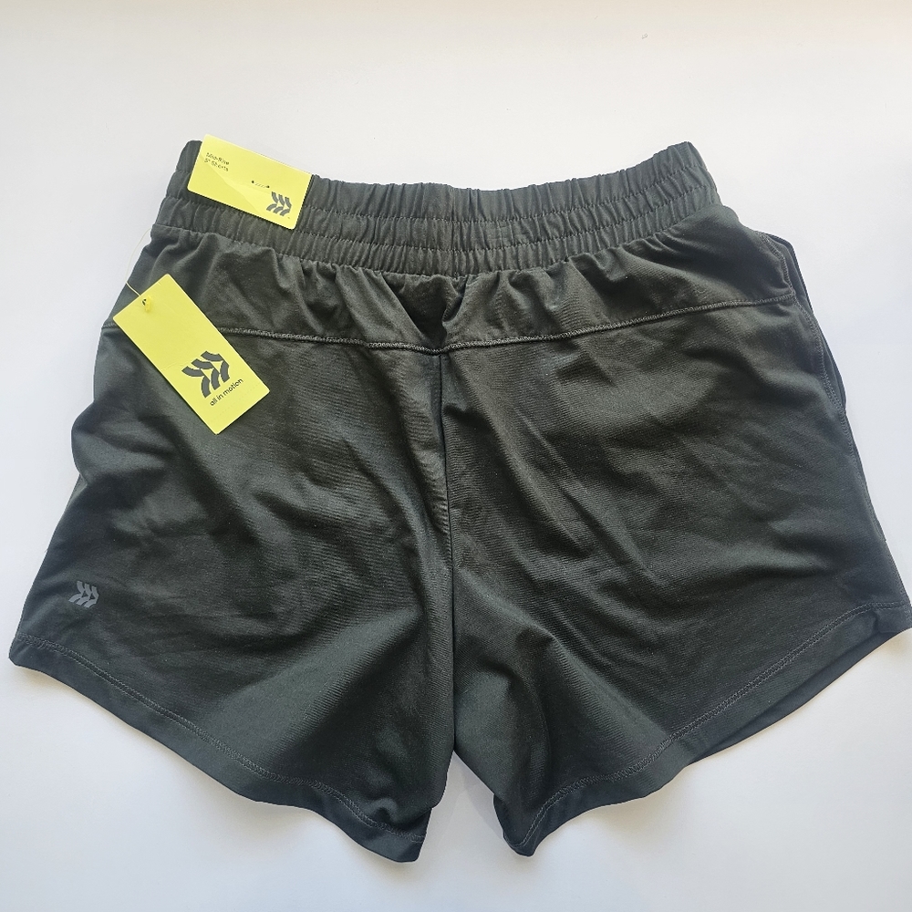 All in Motion Women Mid-rise Short XS